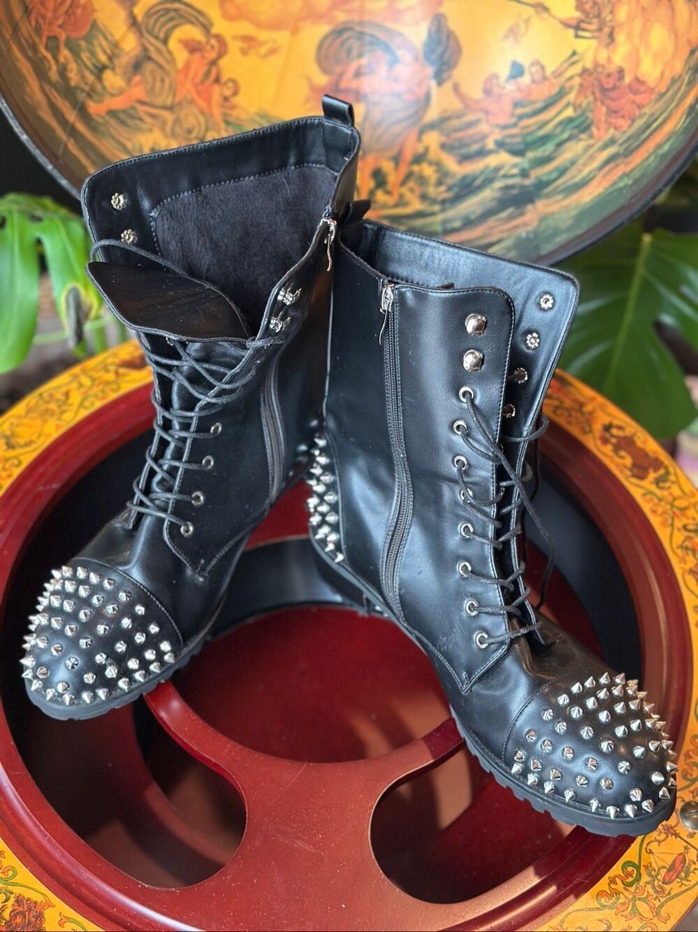 Spiked Men's Size 11 Combat Boots